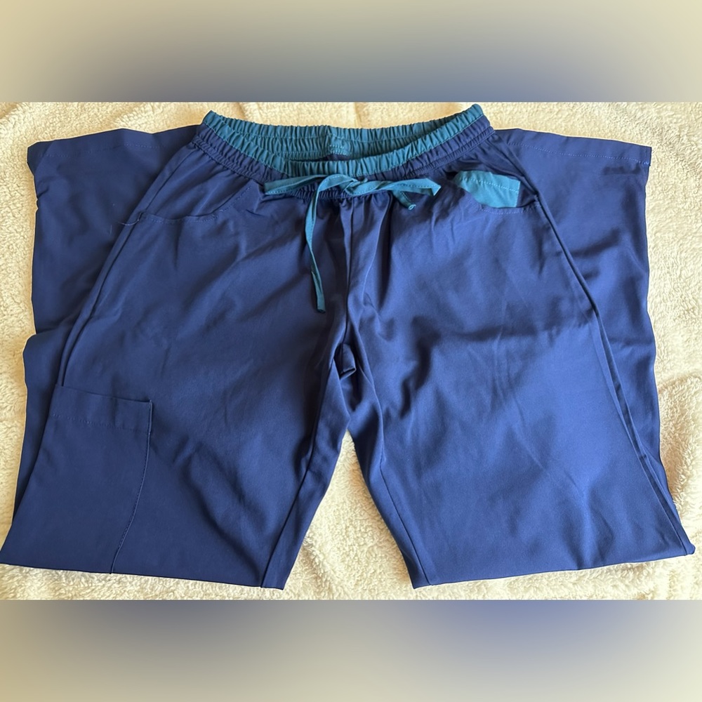 GT PERFORMANCE SCRUB PANT